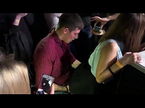 ❤️ Äkta sex på en rysk nattklubb. 18-årig rysk tjej i anus och vagina knullad på en nattklubb. ️❌ Pornvideo at sv.xxxnd.ru ❌